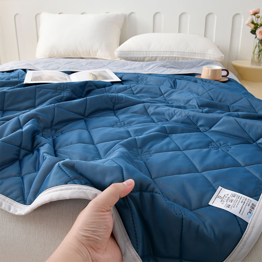 Ultra-Soft Summer Cooling Blan - Cooling Blanket Hot Sleepers review and price