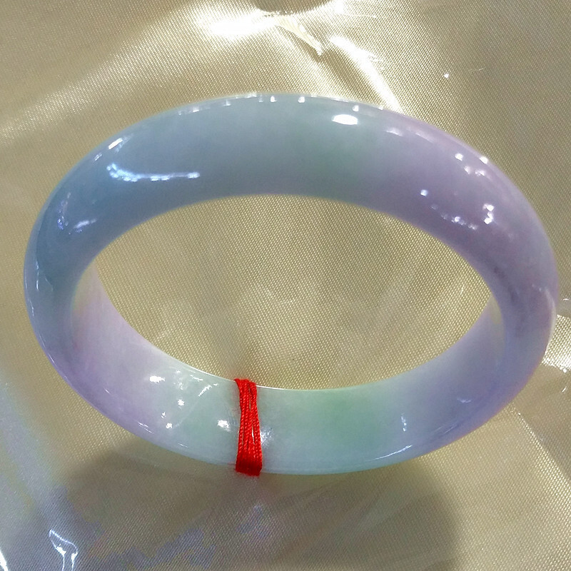 Natural bracelet, ice-like tex - Lighting review and price